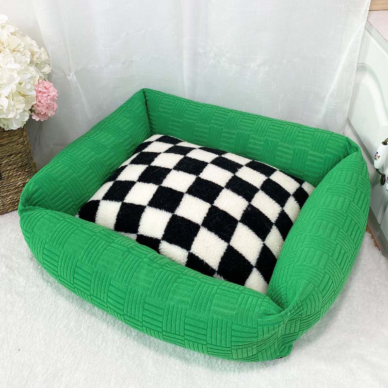 Colour Clash Checkerboard Dog & Cat Bed