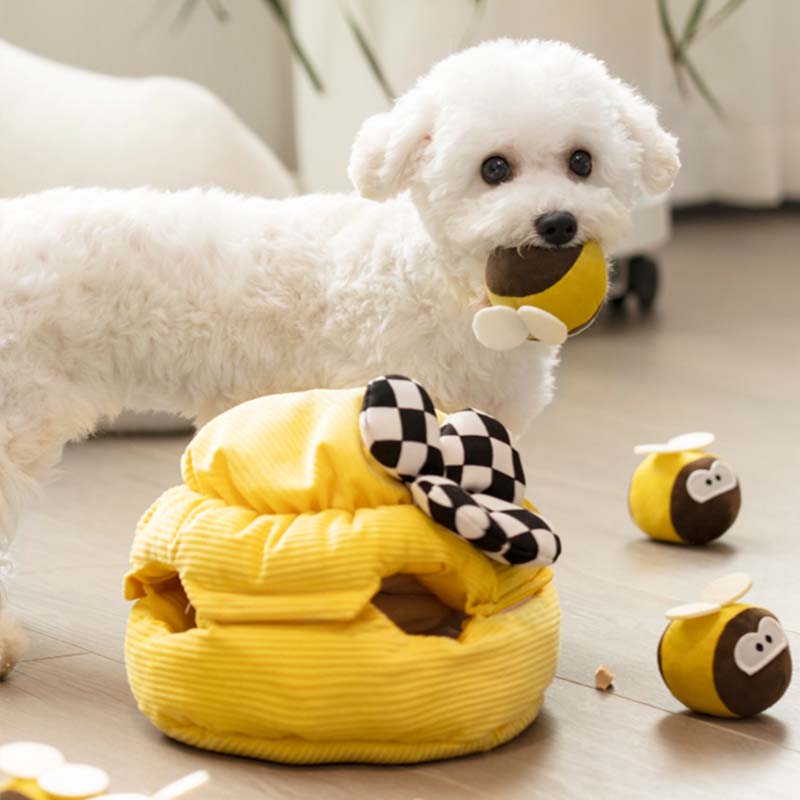 Honeycomb Interactive Dog Snuffle Toy